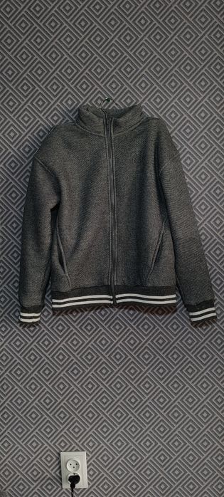 Тепла кофта на овчині