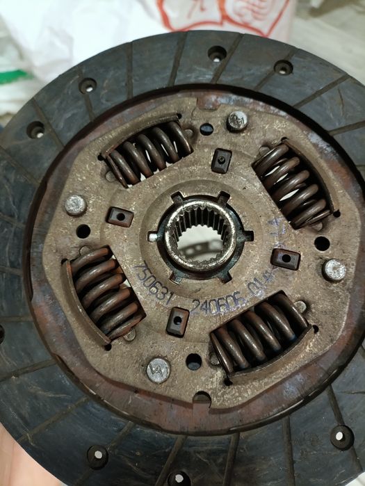 Ступиця, щеплення, прокладка впускного колектора Гольф 2 1.3