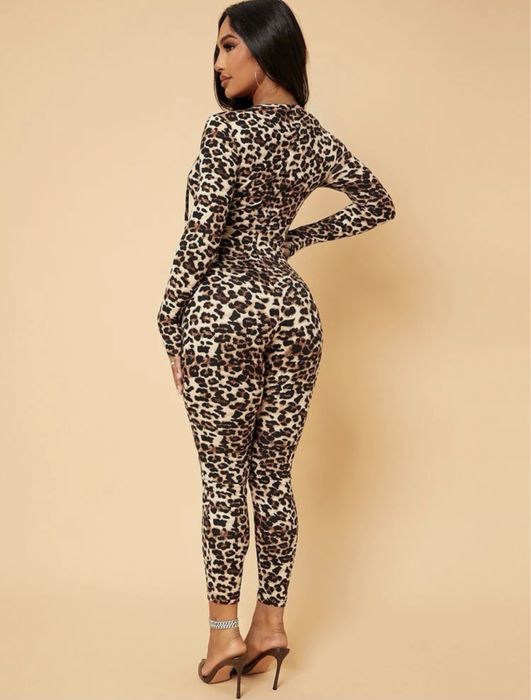 Macacão Leopardo L *novo*