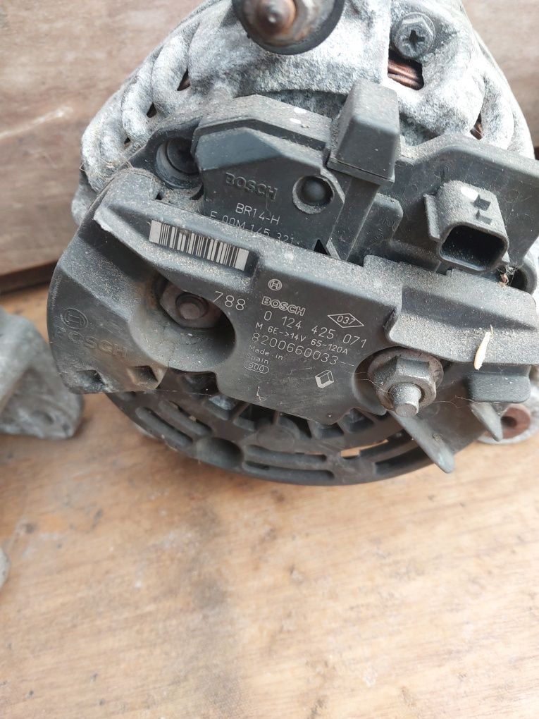 Генератор 1.5dci Bosch 120A Renault 8200660033,231008578R,0124425093