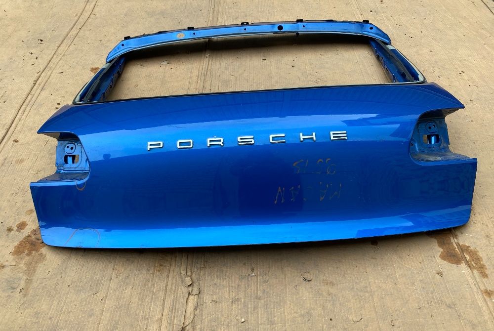 Кляпа PORSCHE MACAN LIFT 2015-2019 95B827399 Кришка багажника дверь