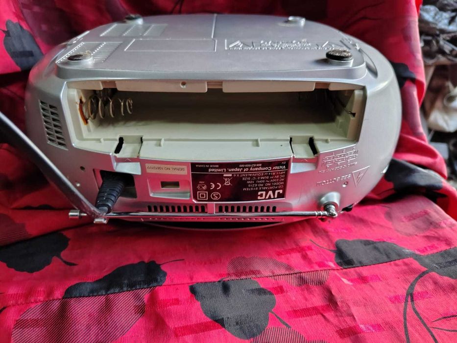 SPRAWNE Boombox Radio CD JVC RD-EZ15 MP3 radioodtwarzacz Stereo