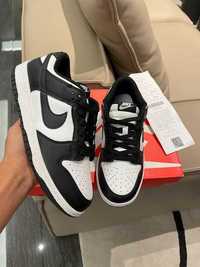 Dunk Low Retro White Black Panda