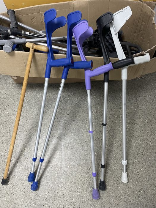 Костыли подлокотные. Милиця підлокітна