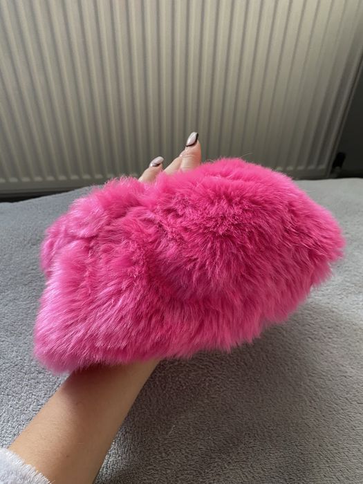 Różowa futrzana opaska na głowę