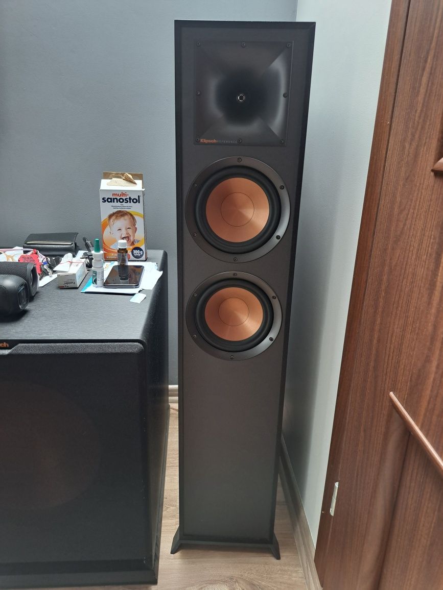 Amplituner yamaha RX-V6A