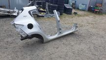 Renault Megane III 3 hatchback prawy błotnik tył tylny próg ted 69