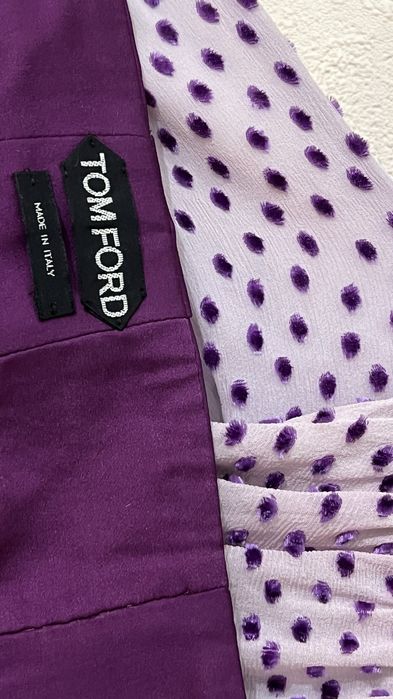 Tom Ford  подиумное платье шелковое платье в фиолетовый горошек с пояс