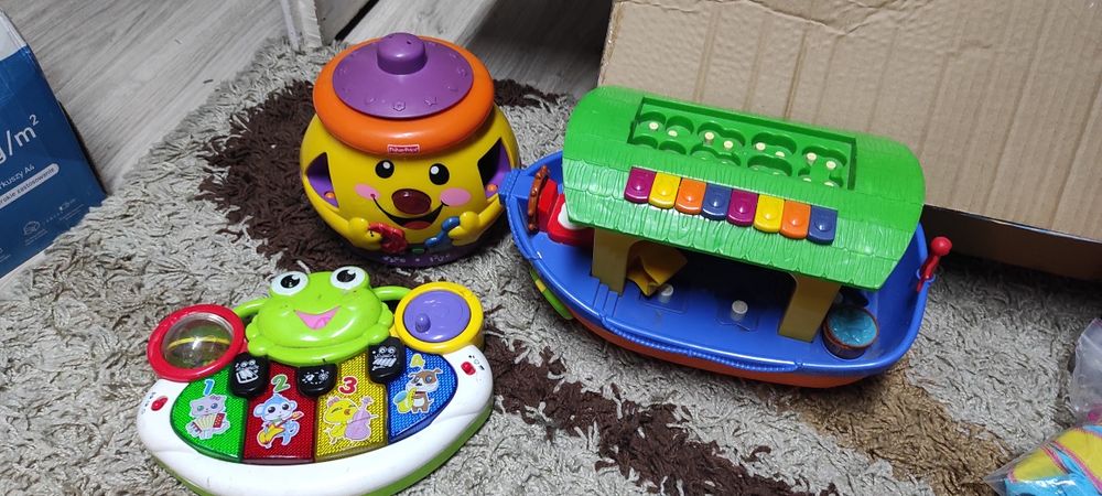 Pudełko zabawek dla niemowlaka, Arka Noego, kierownica , garnuszek