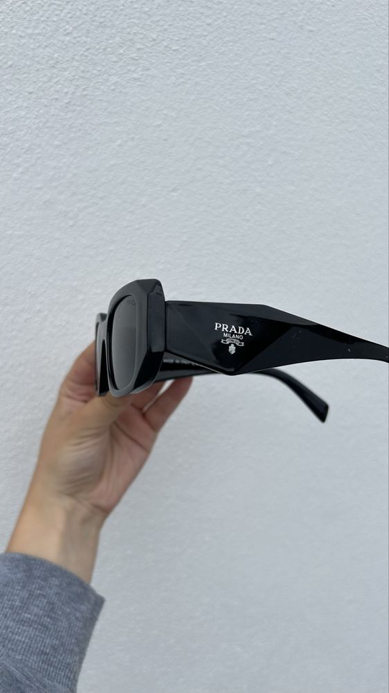 Óculos de Sol Prada Symbole com Caixa e Fatura