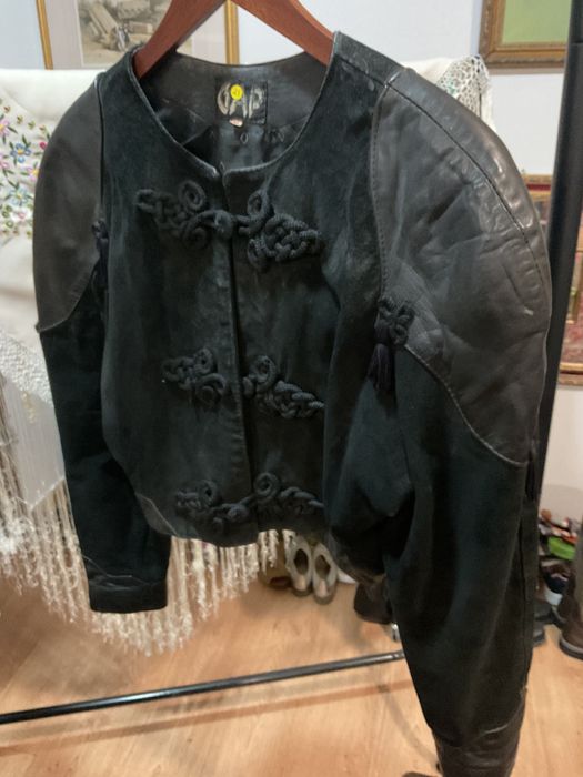 Casaco pele e camurca trabalhado tam M,