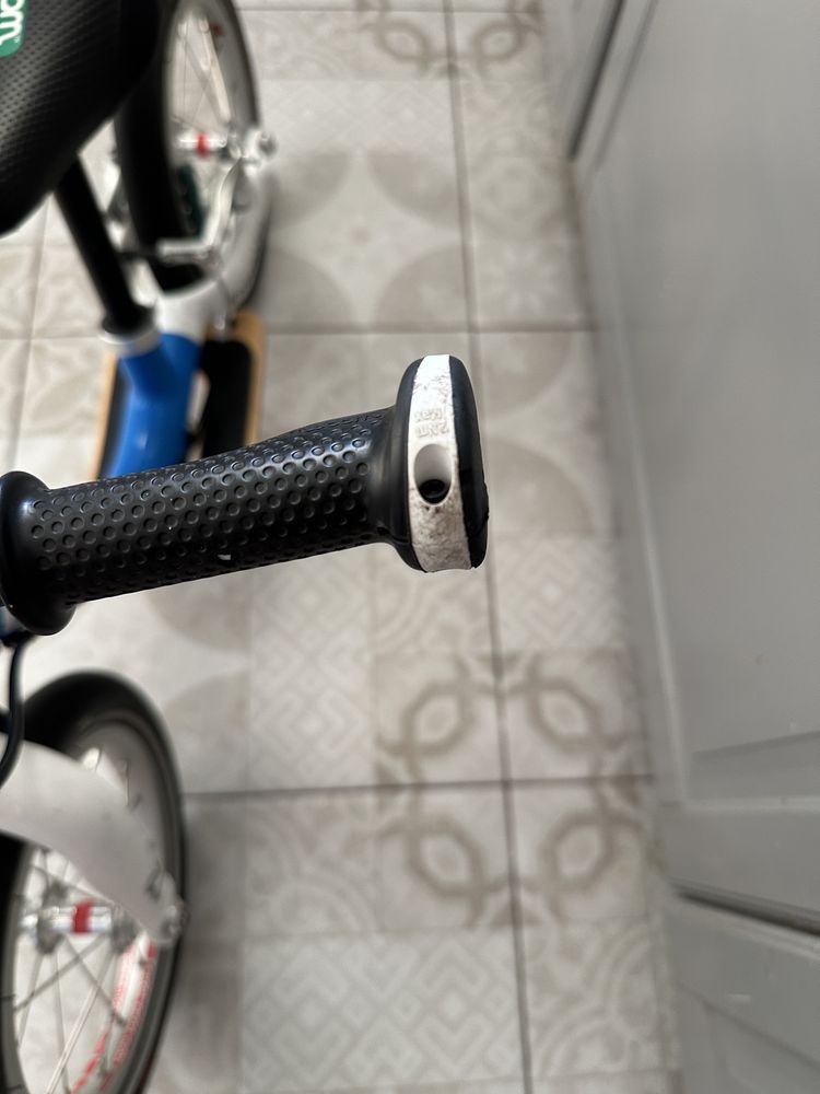 Woom 1 biegowy 12 cali + KASK Kellys szczękowy