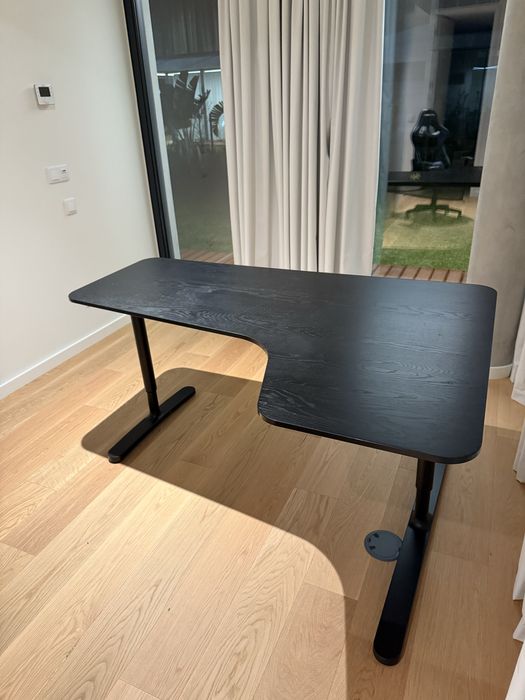 Mesa de escritório preta + opção de cadeira