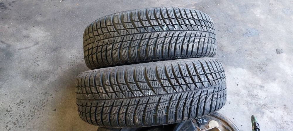 OPONY ZIMOWE 2 BRIDGESTONE BLIZZAK LM001 205/60R16