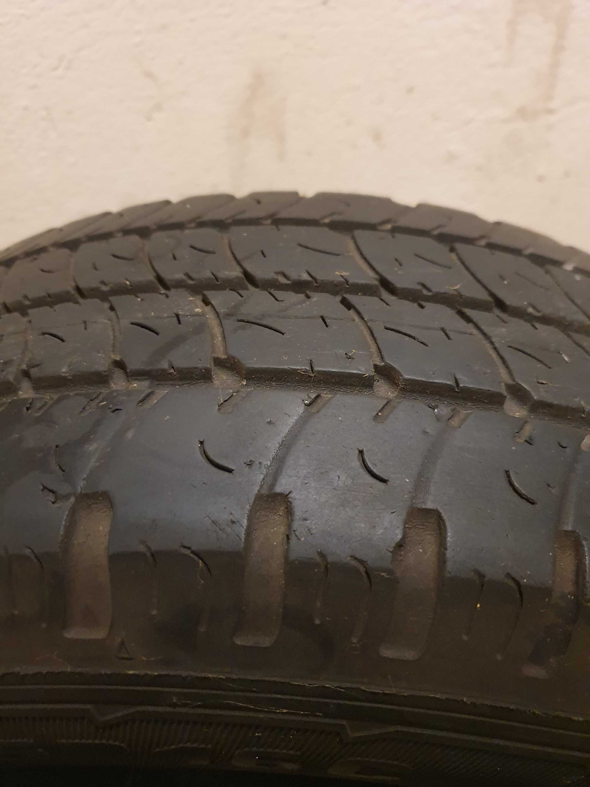 Opony Goodyear 215/65R 16C letnie