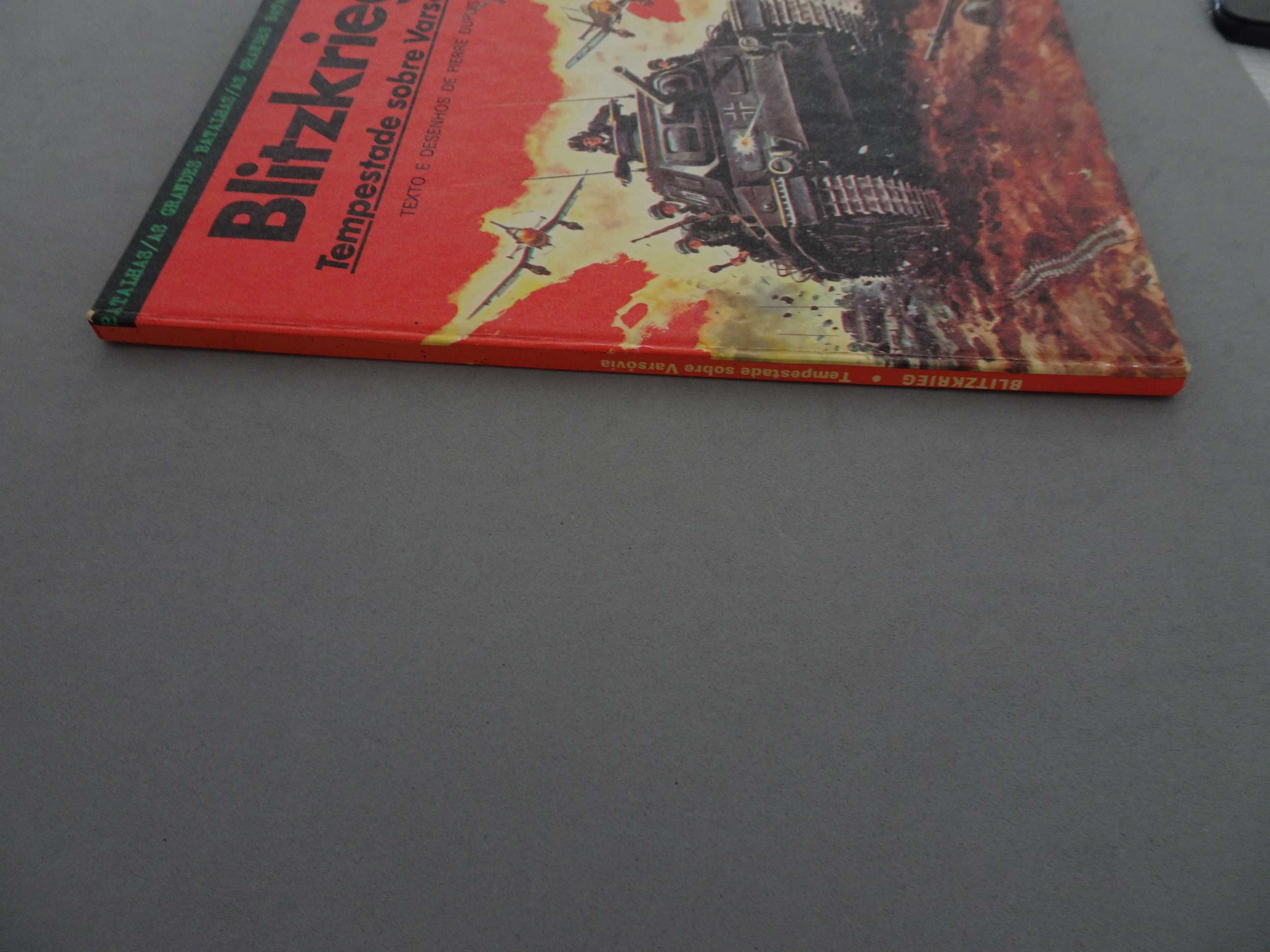 Livro Blitzkrieg - Tempestade sobre Varsóvia (capa dura)