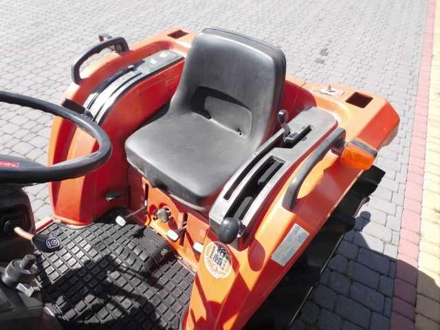 Kubota GT 3 4x4 wspomaganie mini traktor ładowacz TUR