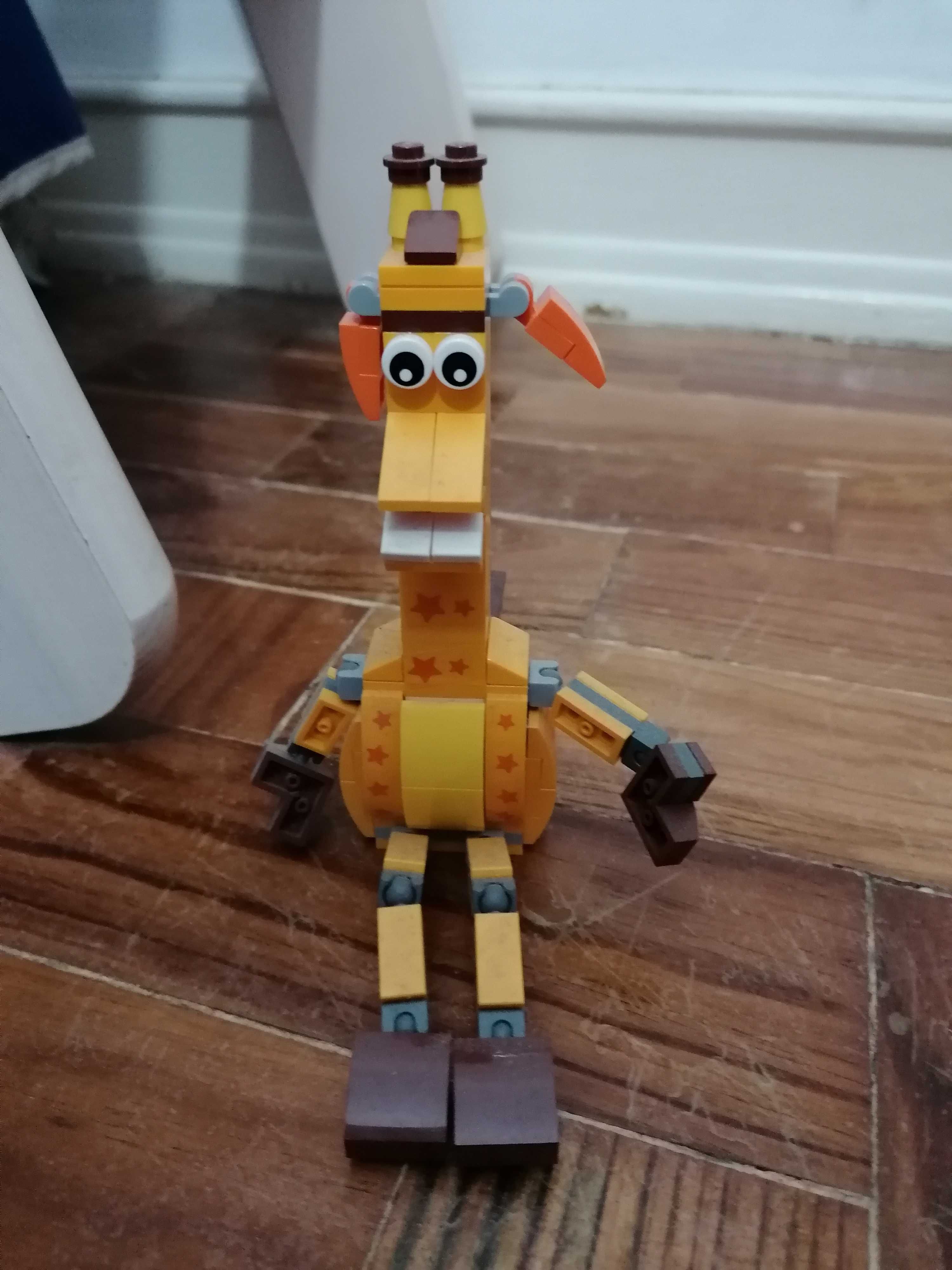 Lego girafa, mais de 7 anos