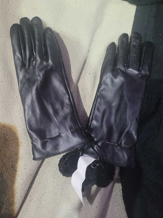 Rękawiczki skórzane ocieplane damskie Sinsay rozmiar S/M