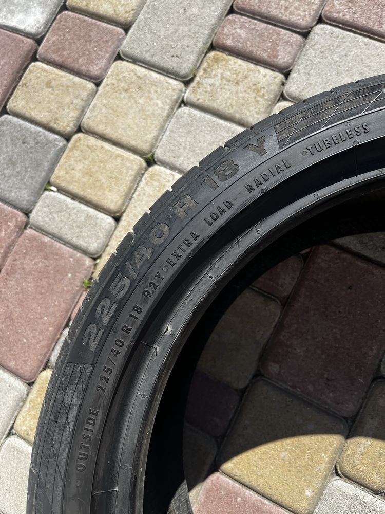 Continental 225/40 R18