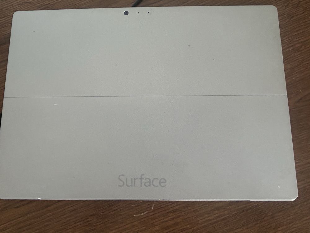 Microsoft Surface Pro i5  256GB SSD 8GB USZKODOZNUY LCD