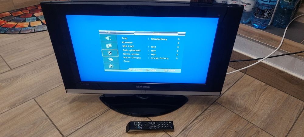 Telewizor LCD Samsung 27 cali monitor