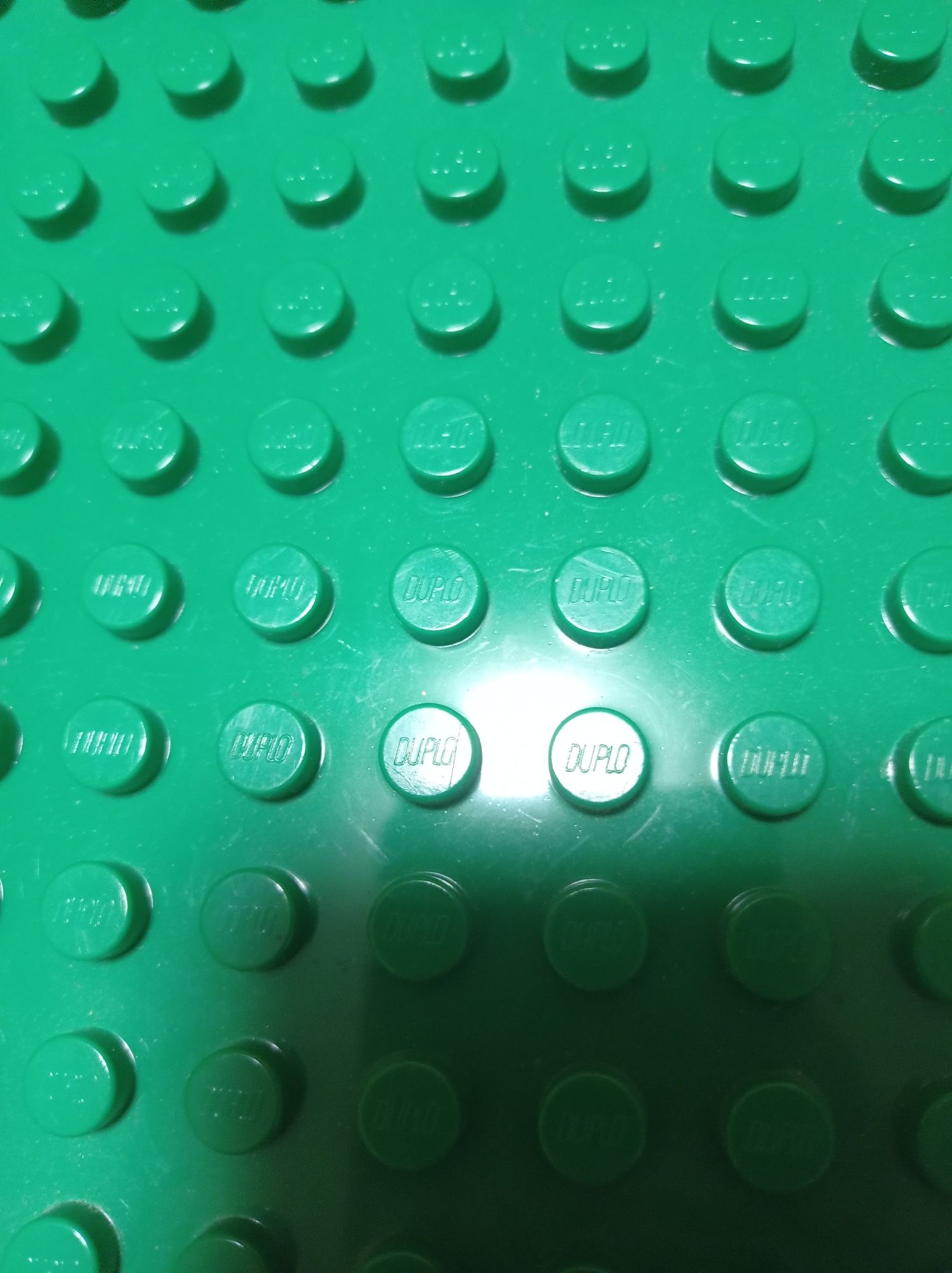 Lego Duplo і пластина. Оригінал