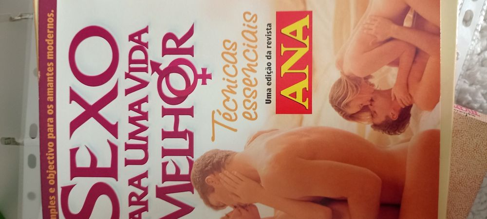 Caixa com colecionáveis sobre  sexo