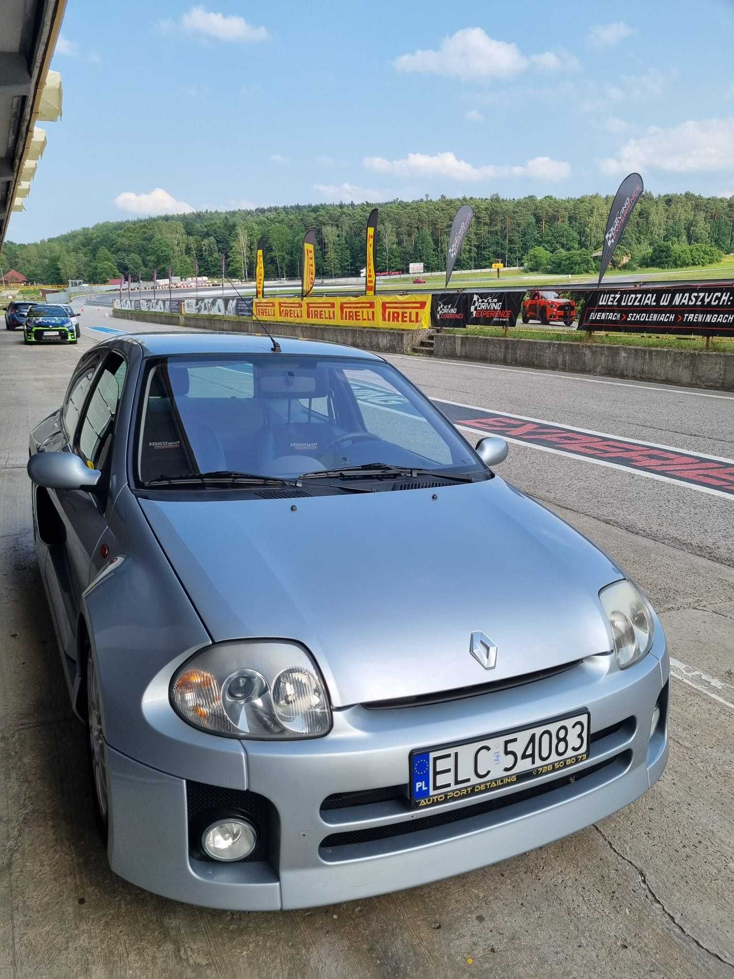 Renault Clio V6 Sport wynajem do ślubu