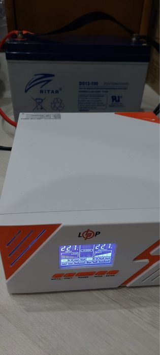 ДБЖ  правильна синусоіда 12В LPM-PSW 1500VA (1050вт)