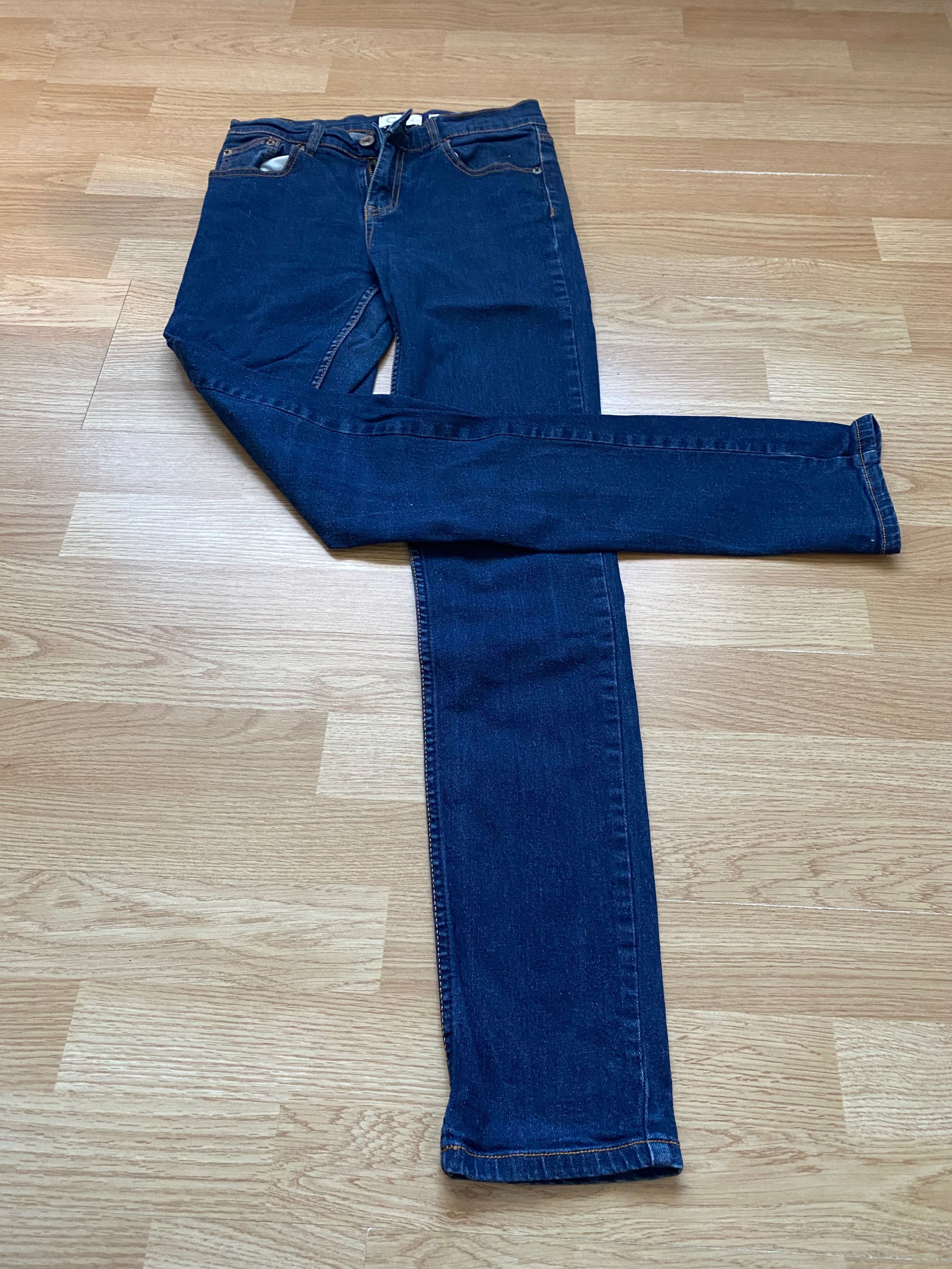 Klasyczne ciemne jeansy - rozmiar 36