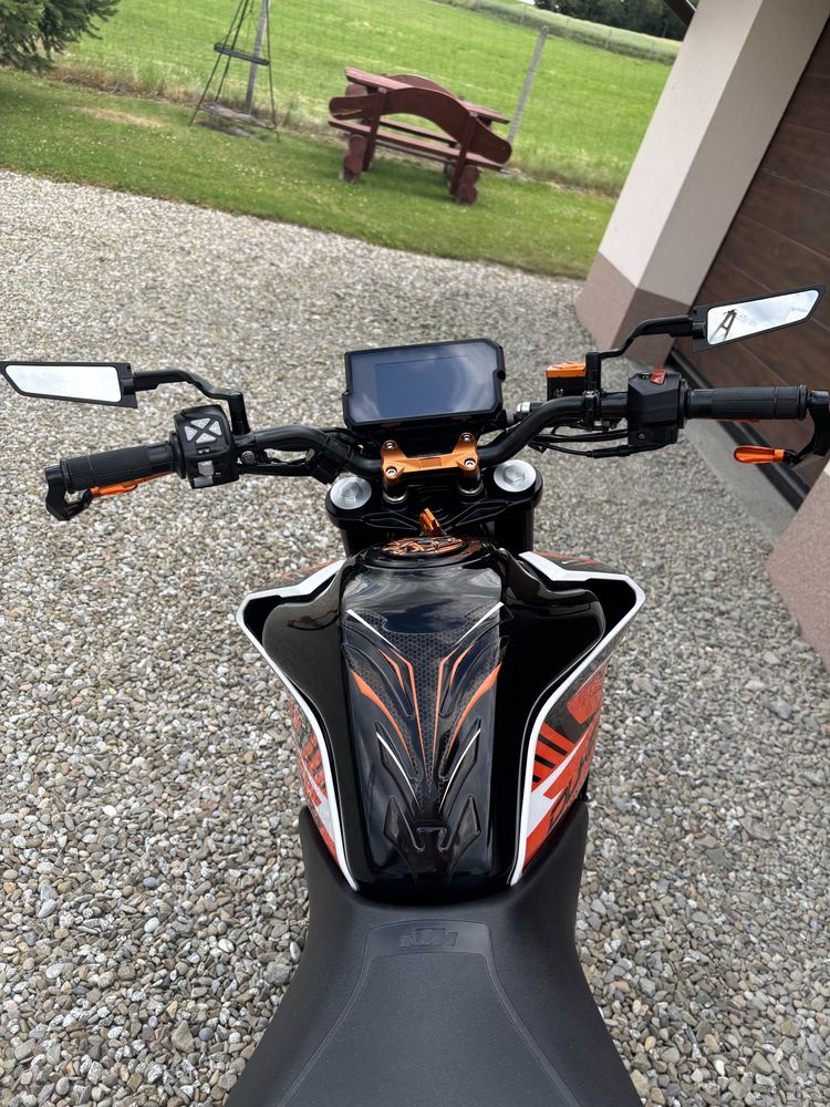 Sprzedam KTM Duke 125 - 2020r. Okazja!!