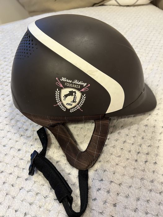 Kask jeździecki roz M fouganza