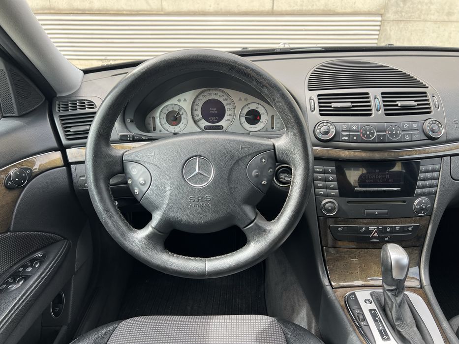 Mercedes E 220 CDI Avantgarde Auto 1 Dono