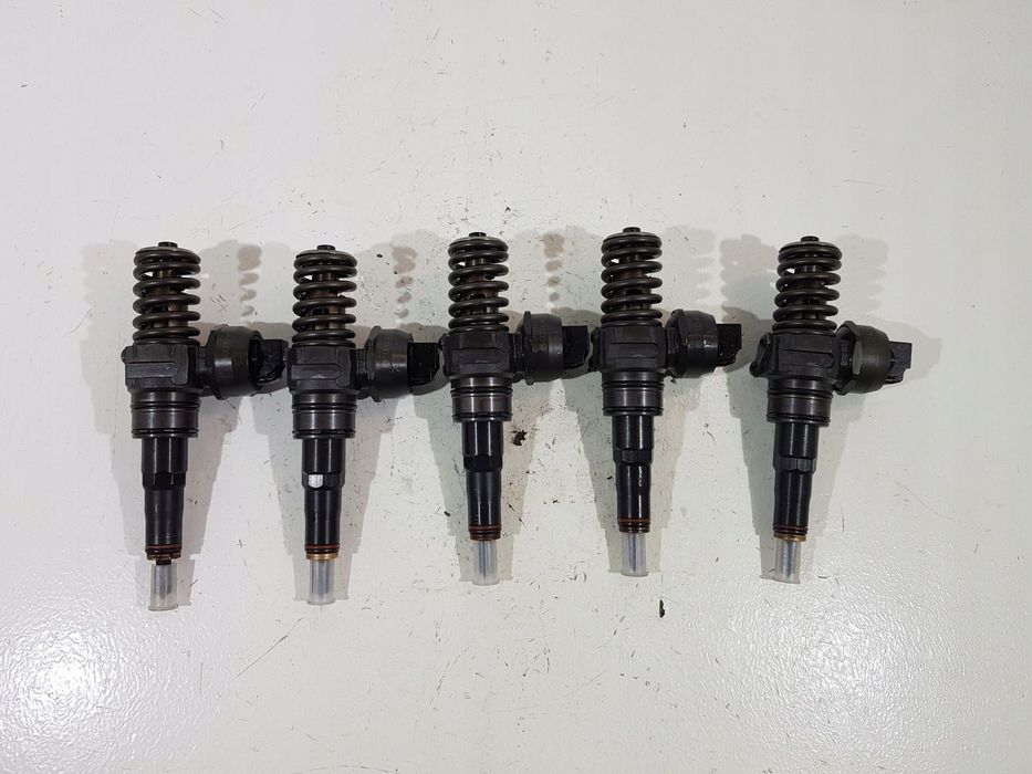 POMPOWTRYSKIWACZ 070130073R VW TRANSPORTER T5 2.5 TDI BNZ 0414720310