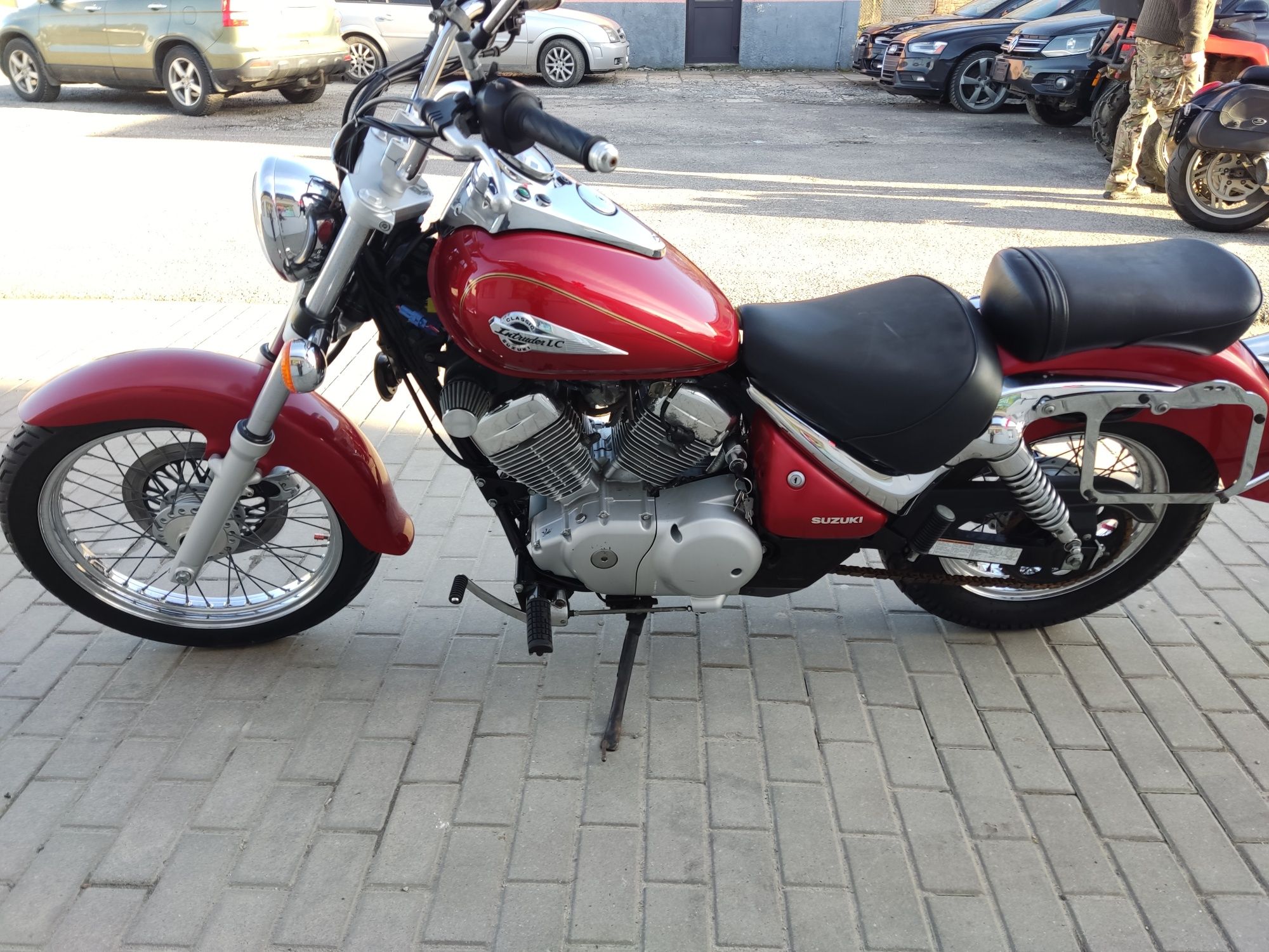 Suzuki Intruder 125