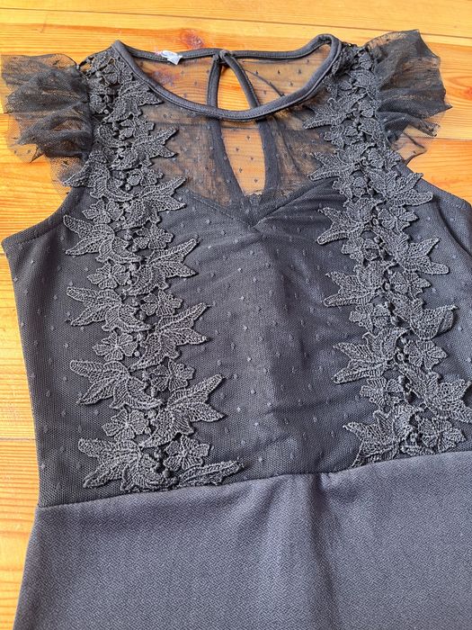 Платье мини черное