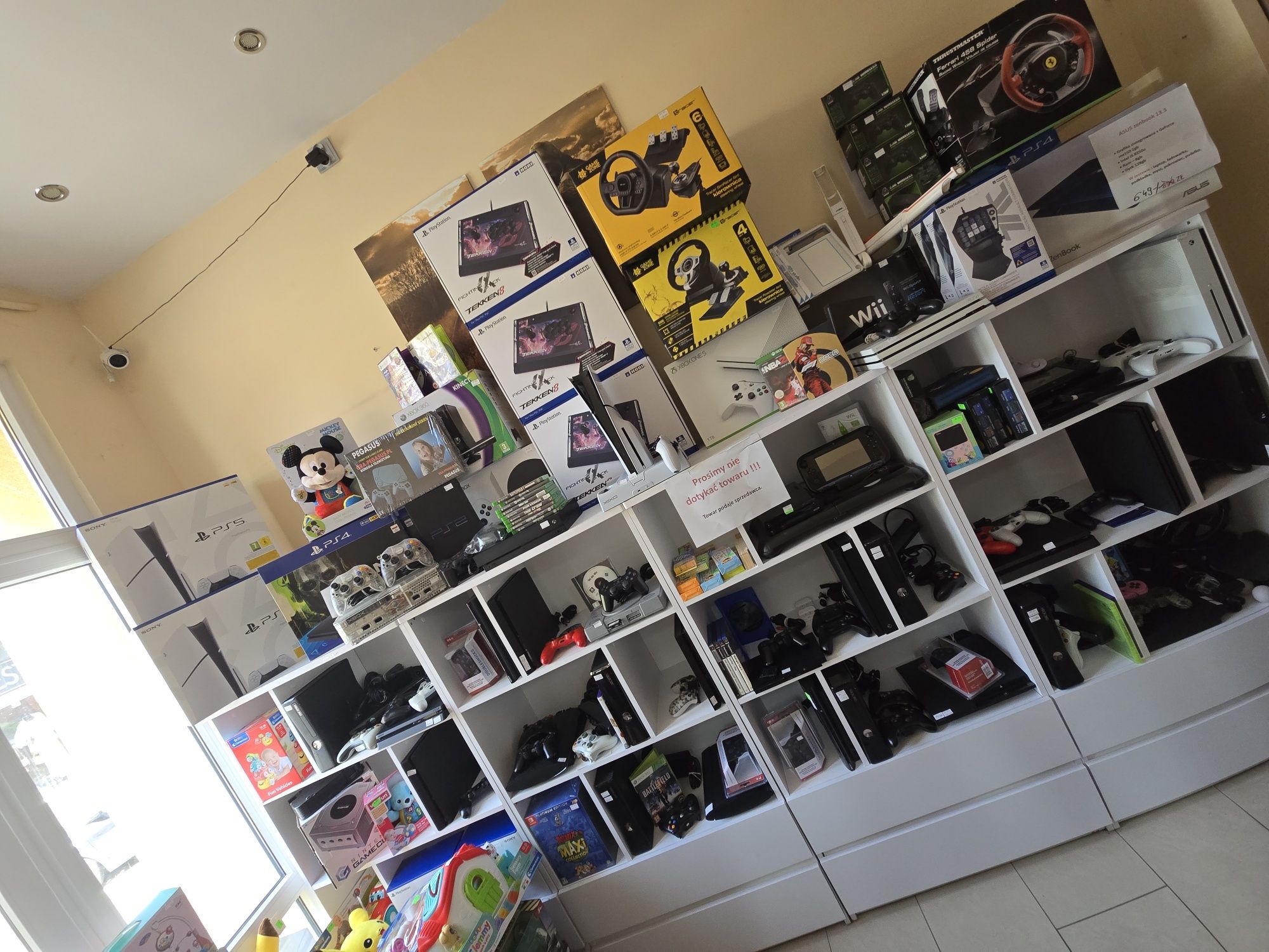 Sklep gamingowy pad ps4 zabawki konsole gry hel balony serwis ps5 xbox