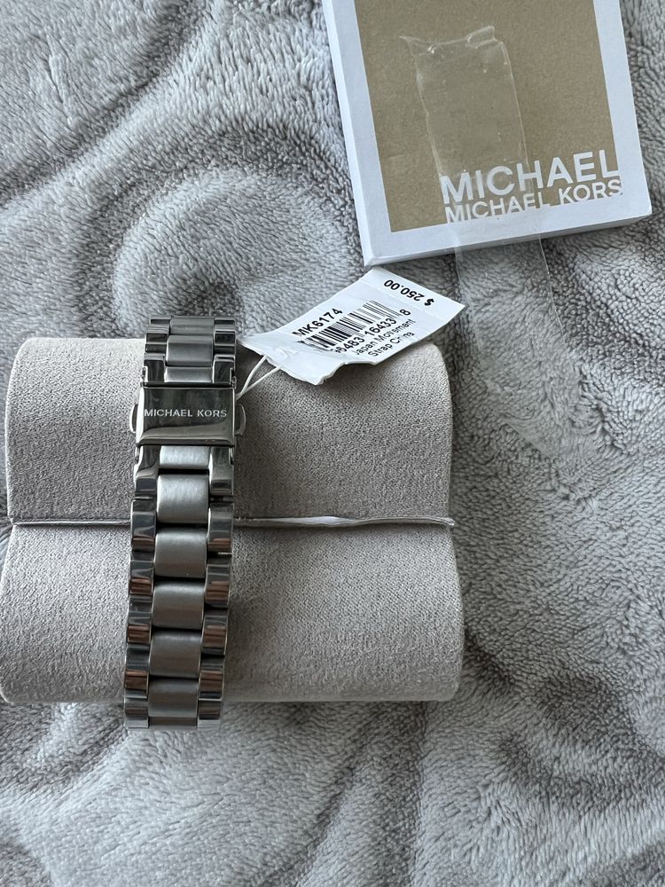 Жіночий наручний годинник Michael kors колекція Bradshaw часи срібні