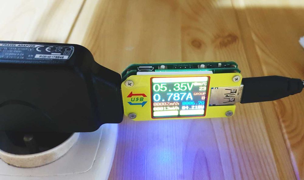 Miernik napięcia i prądu Tester USB 3.0 UM34C + BT
