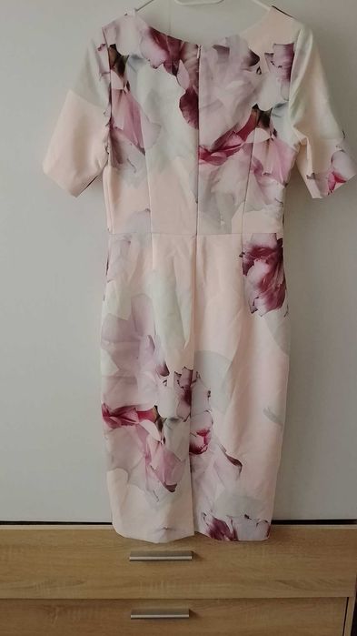 Quiosque elegancka sukienka