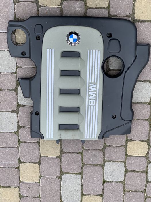 Кришка двигуна BMW X5 E53