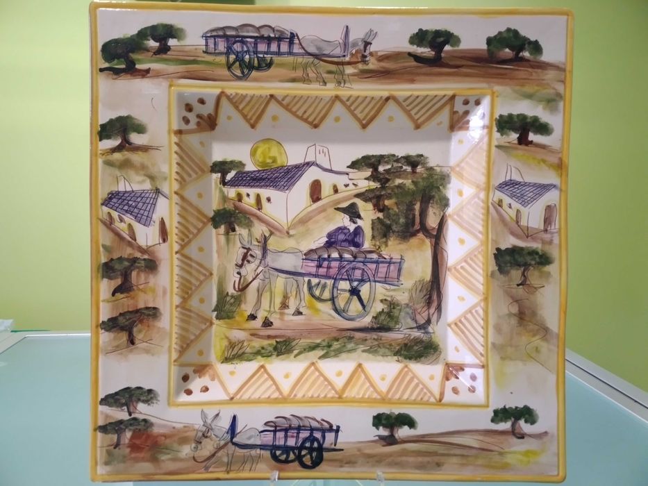 Prato decorativo artesanal, Olaria Carrilho Lopes
