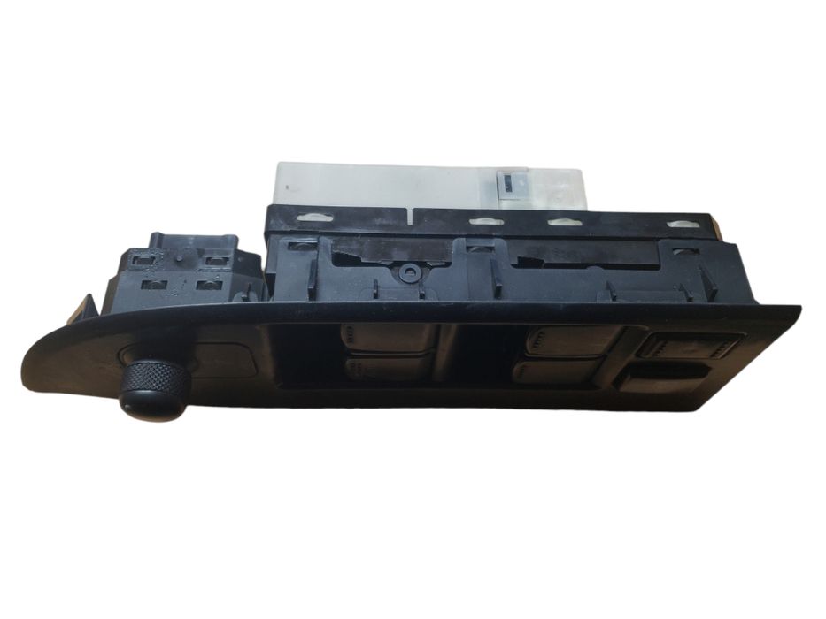 кнокпки стеклоподьемника водителя Suzuki Grand Vitara разборка