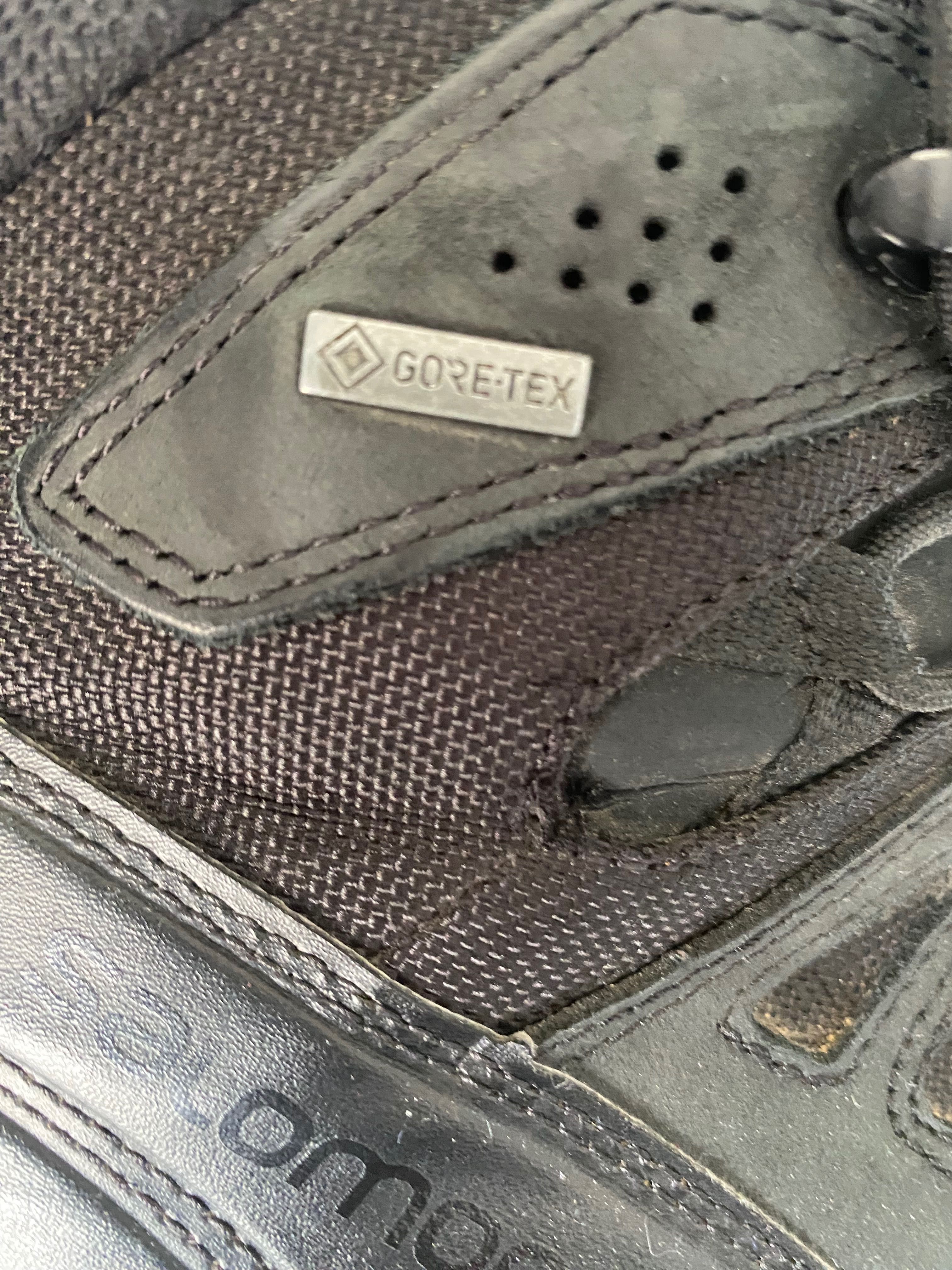 Salomon Quest 4D Forces 2 Gore-Tex