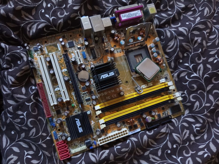 Материнська плата Asus P58-VM SE