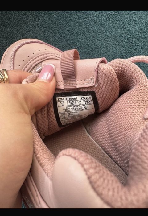 Sprzedam buty fila damskie dziecięce