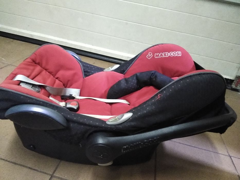 Fotelik z bazą maxi Cosi
