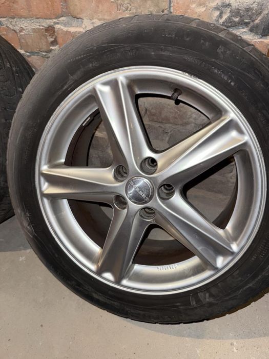 Felgi z oponami r16 5/100