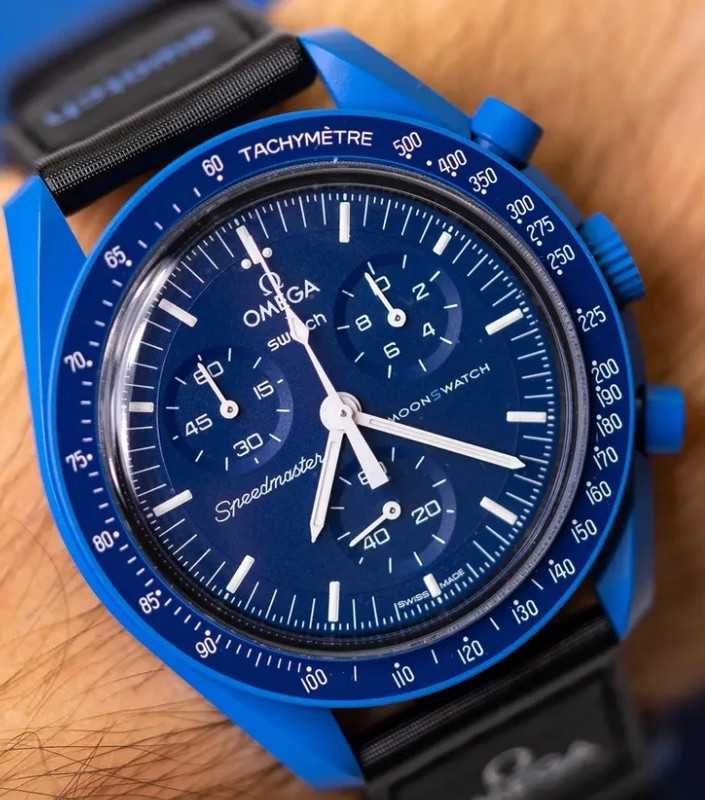 Neptune SO33N100 by Omega x Swatch - Luminous Ocean Dial Detail